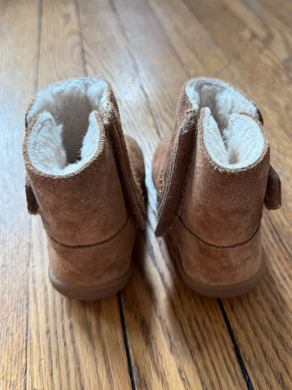 UGG Kids Keelan Boots - Size 5